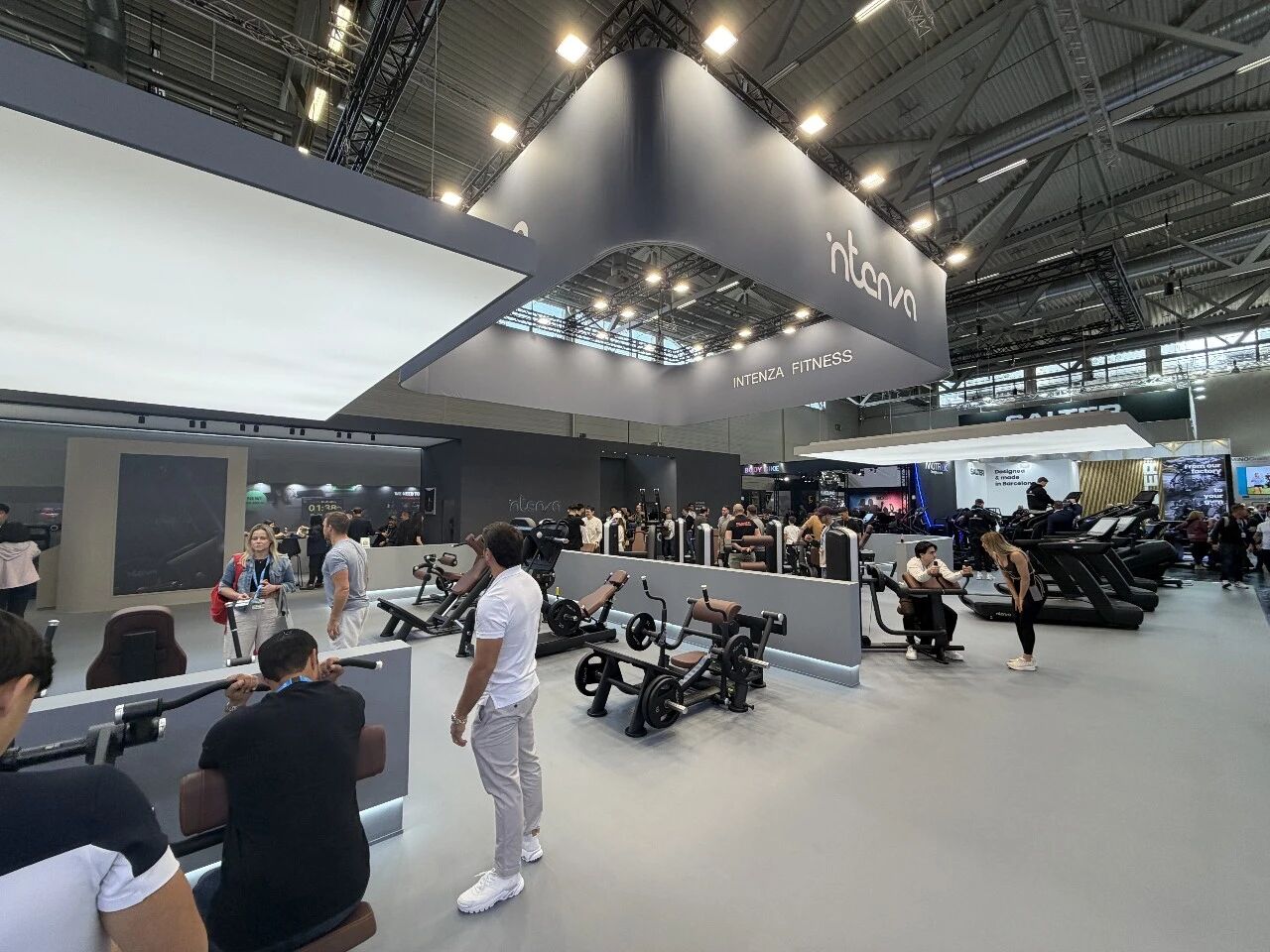 聚力全球 智启新程｜INTENZA闪耀FIBO 2026